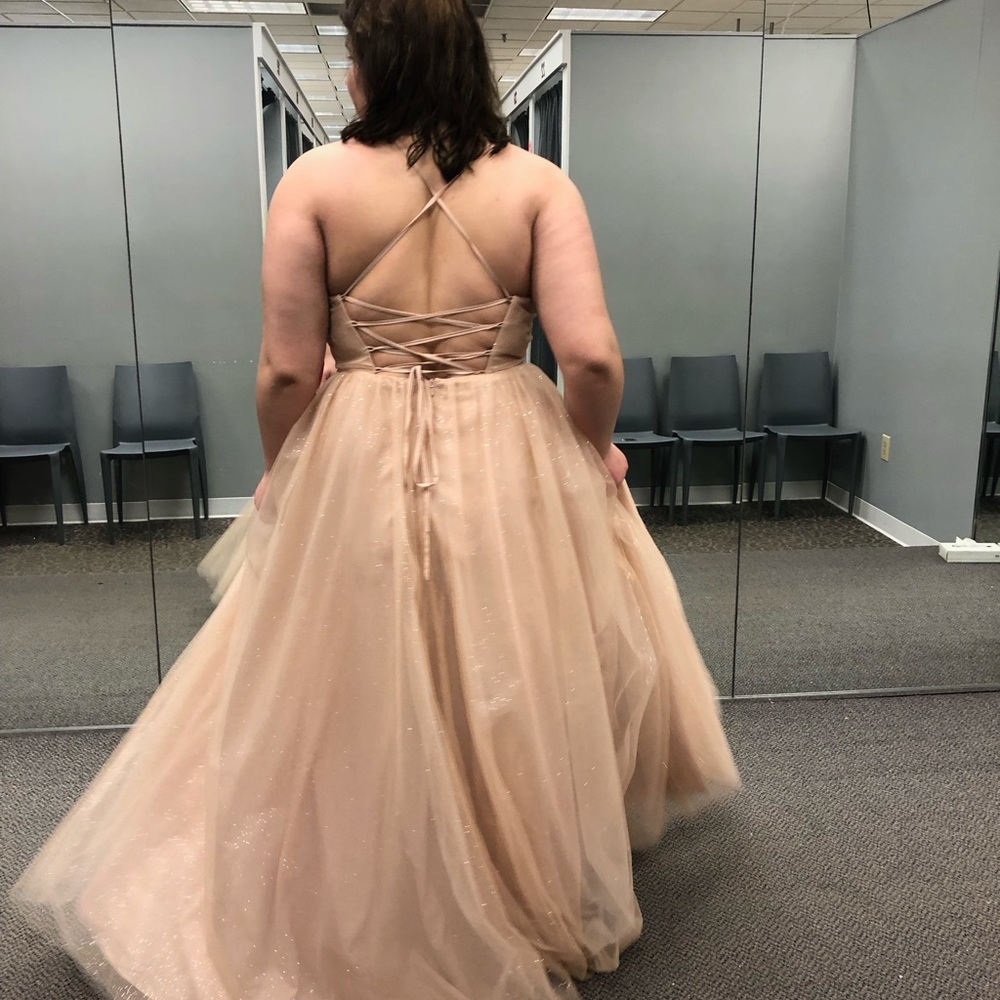 Prom Dress!! - Picture 6 of 6